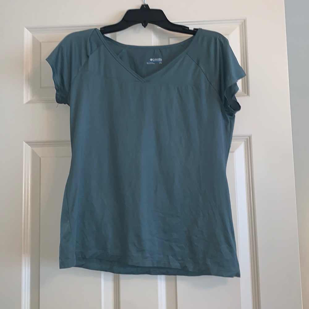 Short sleeve Columbia shirt